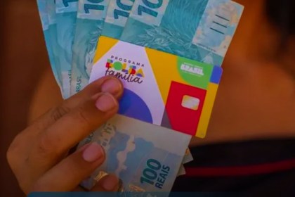 Confira o cronograma oficial de pagamentos do Bolsa Família em agosto — Dinheiro. Aplicativo Caixa Tem já permite ve