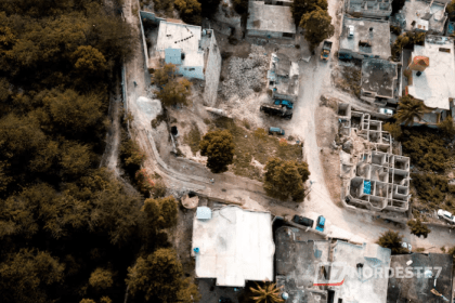 Vista aérea do bairro de Colônia em São Paulo, localizado dentro de uma cratera de impacto meteorítico circular.