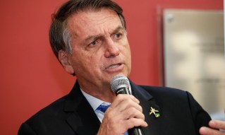 Jair Bolsonaro sofre nova punição na prisão e terá que se explicar na Justiça