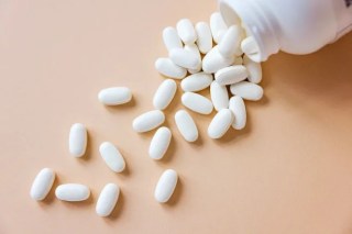 Anvisa aprova medicamento oral para casos específicos de câncer de mama