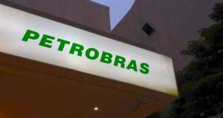 Petrobras (PETR4) deixará de aplicar desconto em gasolina, mas impacto para consumidor será nulo
