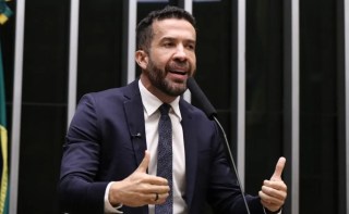 TSE suspende canal “Exército do Lula” no WhatsApp até fim do segundo turno